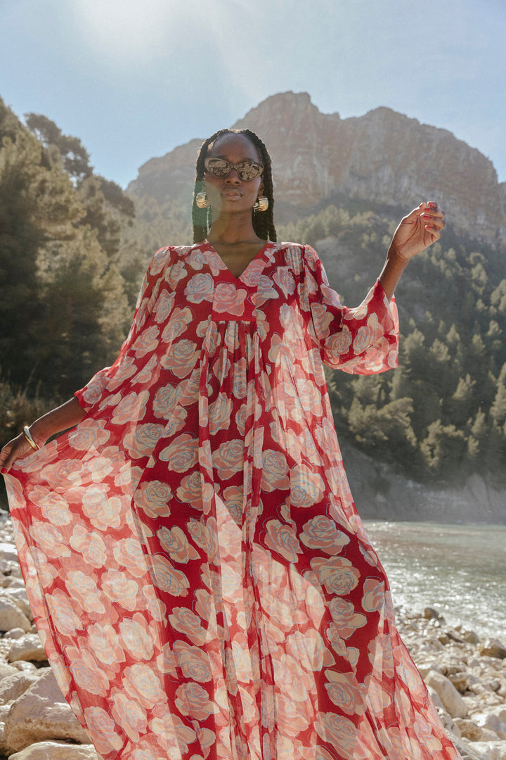 Capri Dress – Flowing Elegance from Beach to Sunset