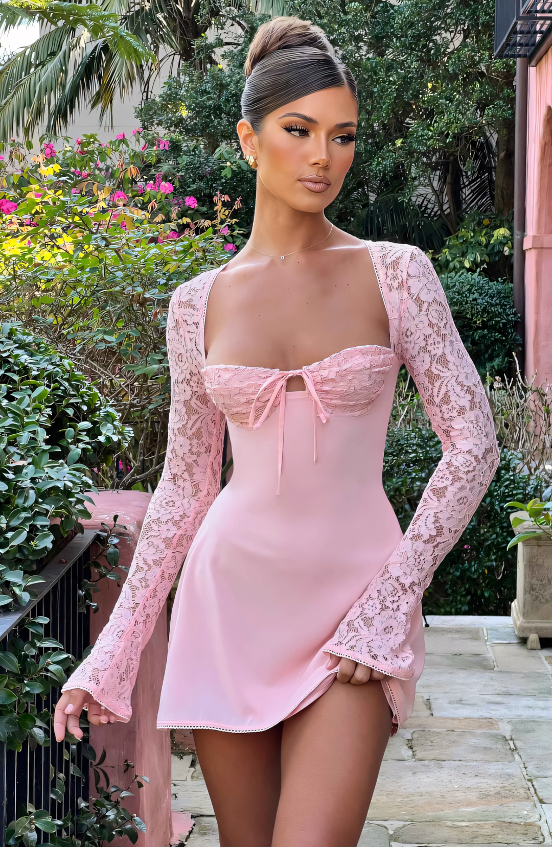 Estavelle | Lace Long-Sleeve Mini Dress